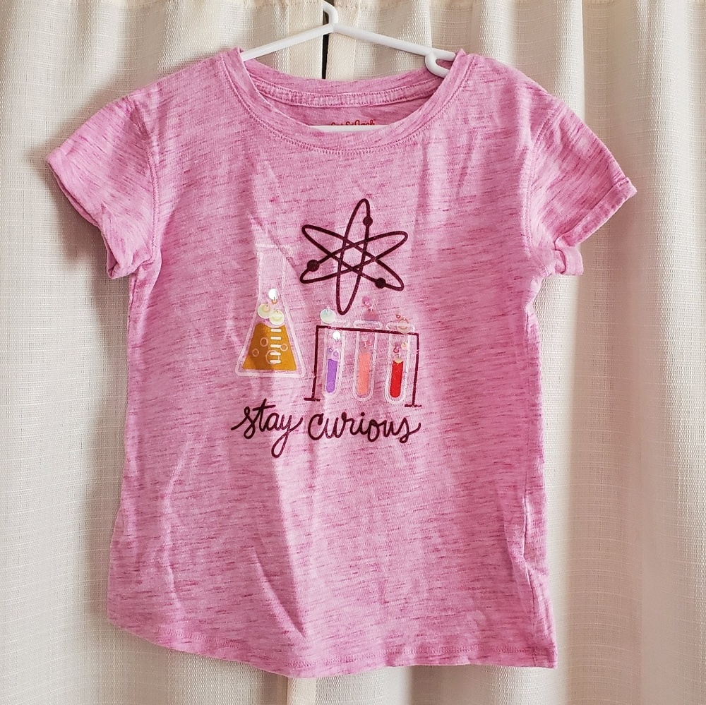 Cat & Jack girls Stay Curious t shirt size S